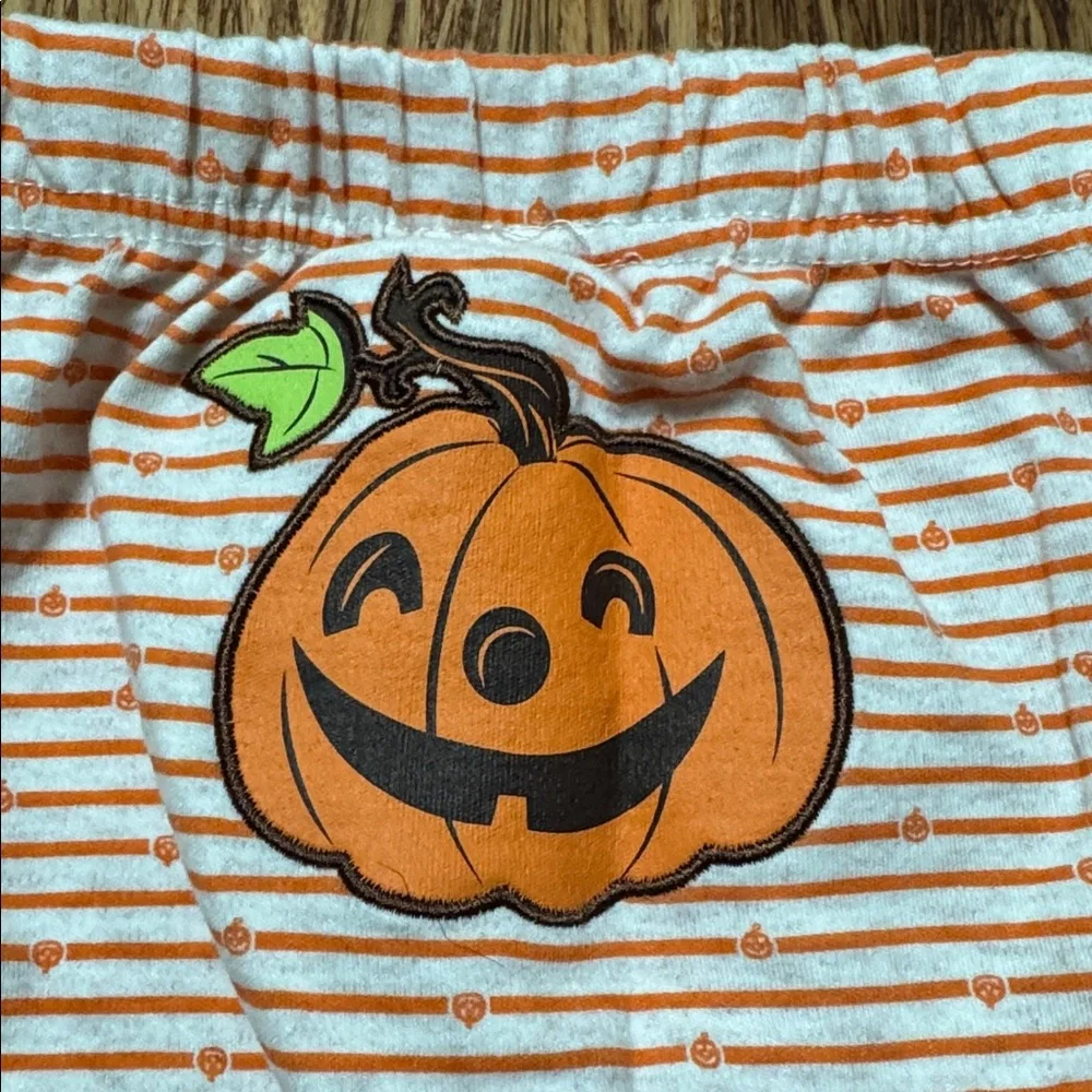 Disney Winnie the Pooh My First Halloween bodysuit matching pants set size 6-9M